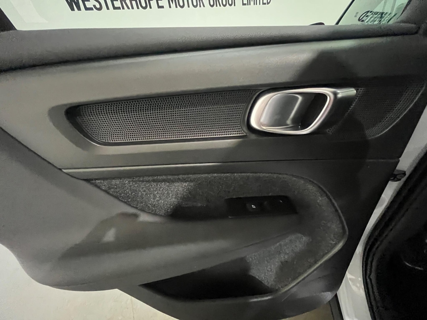 Used Volvo XC40 for sale - 78127678: Photo 32