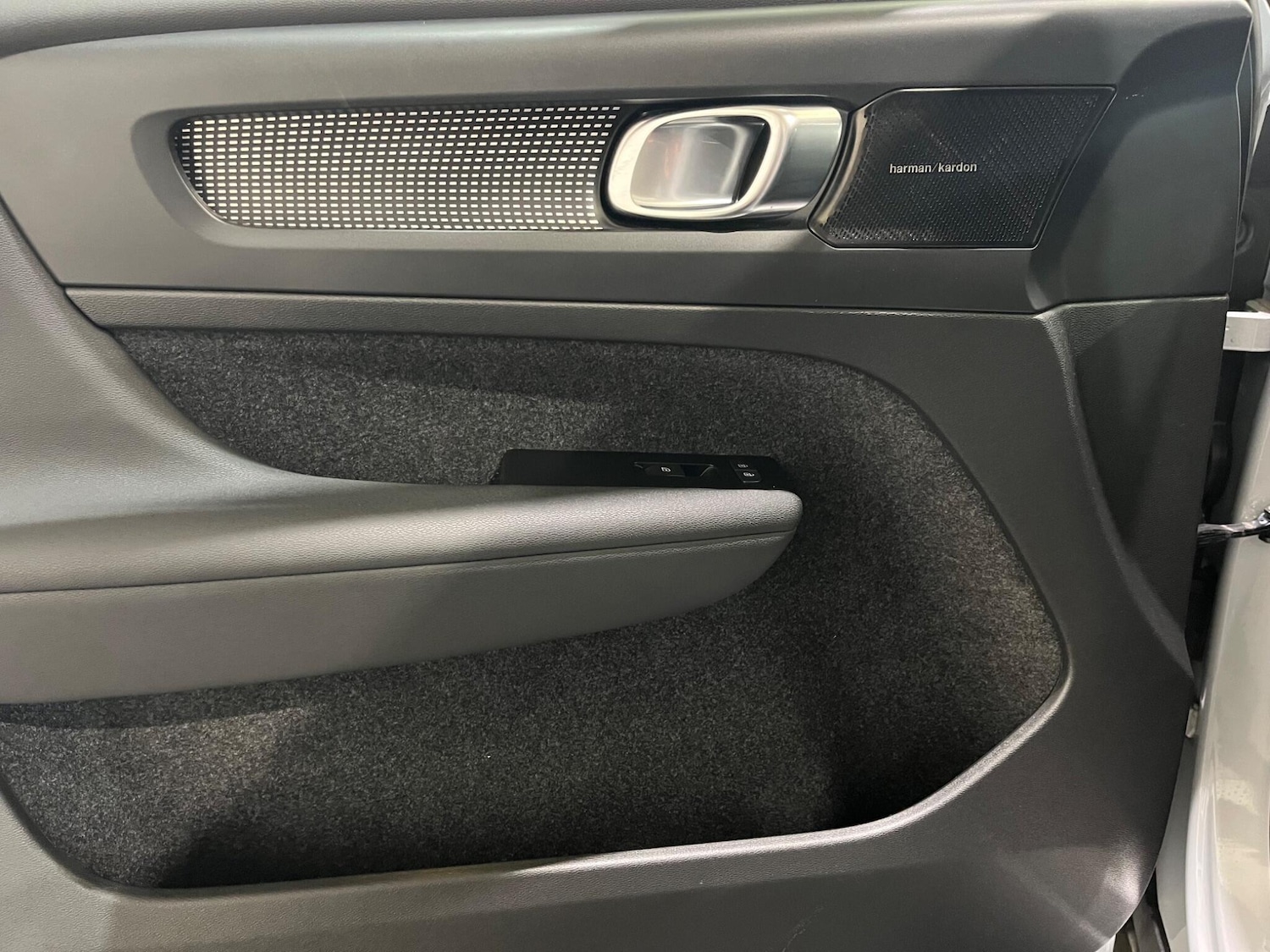 Used Volvo XC40 for sale - 78127678: Photo 33