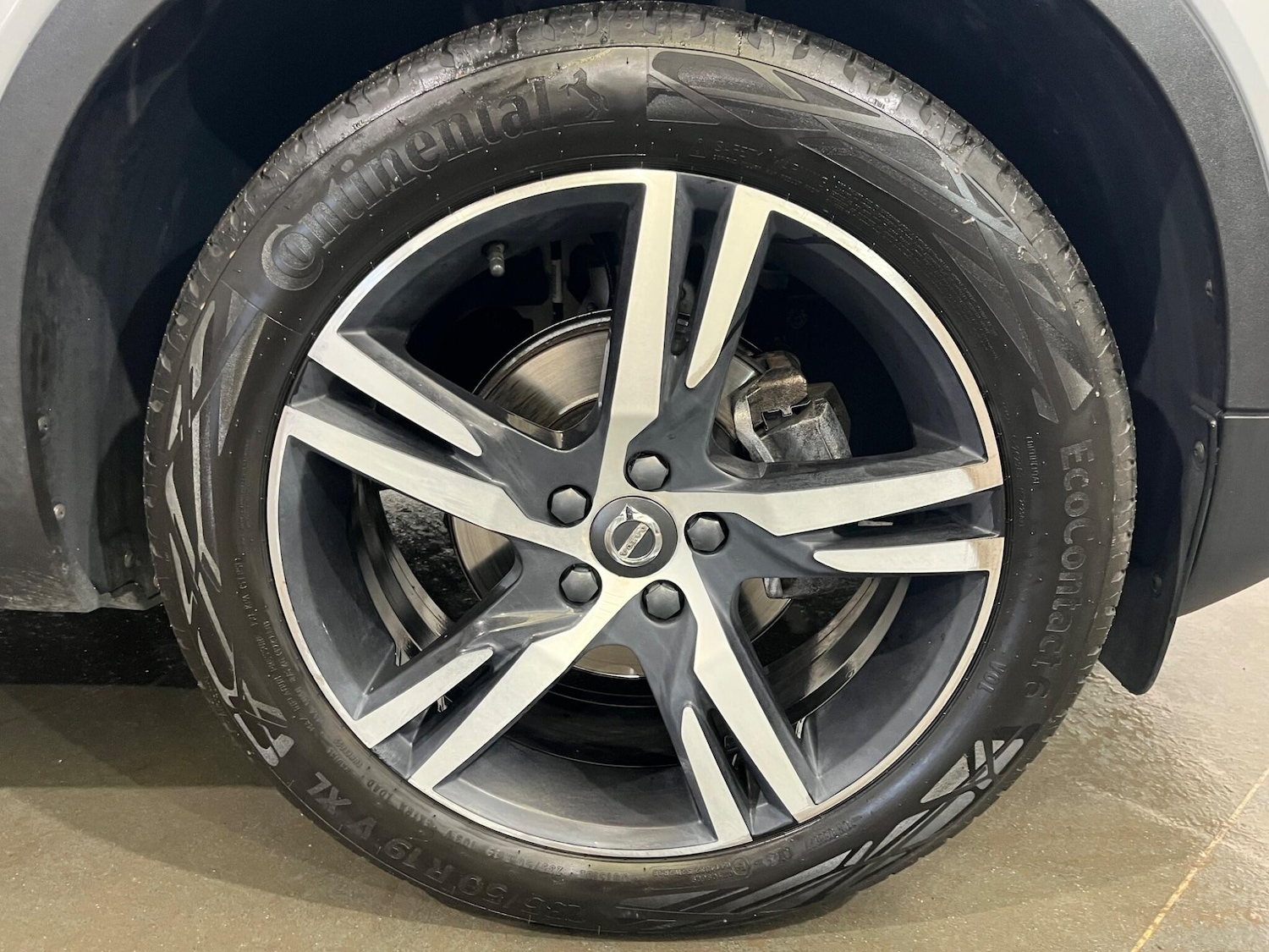 Used Volvo XC40 for sale - 78127678: Photo 34