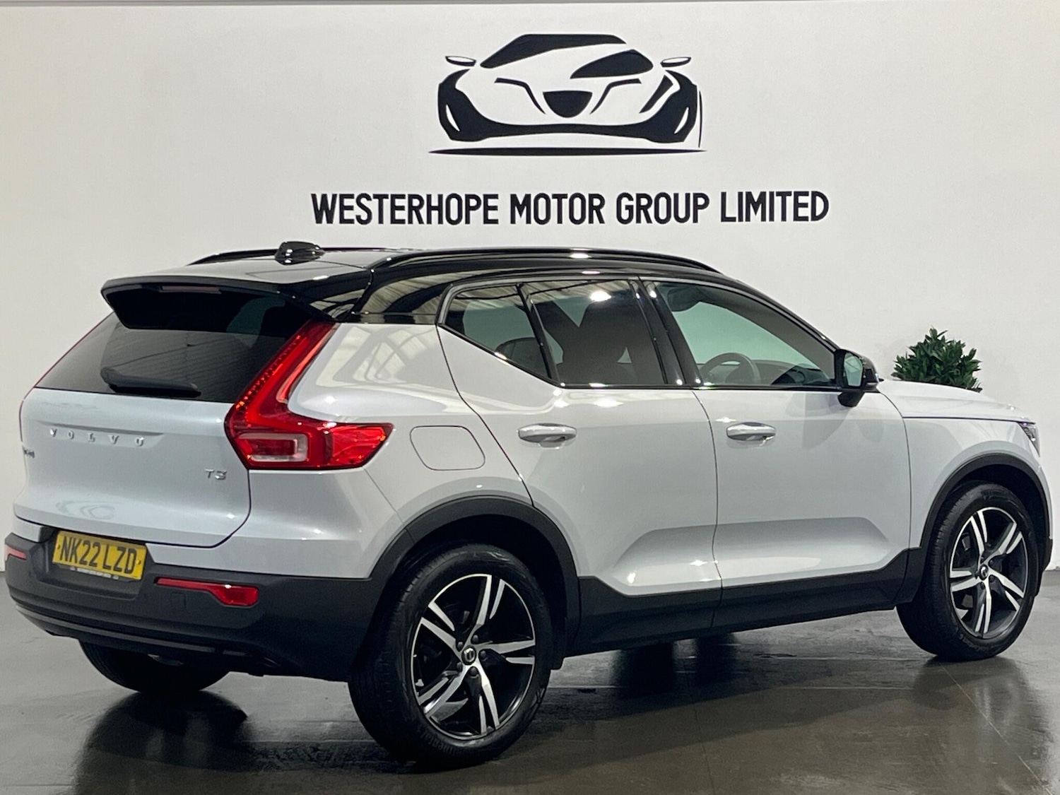 Used Volvo XC40 for sale - 78127678: Photo 4