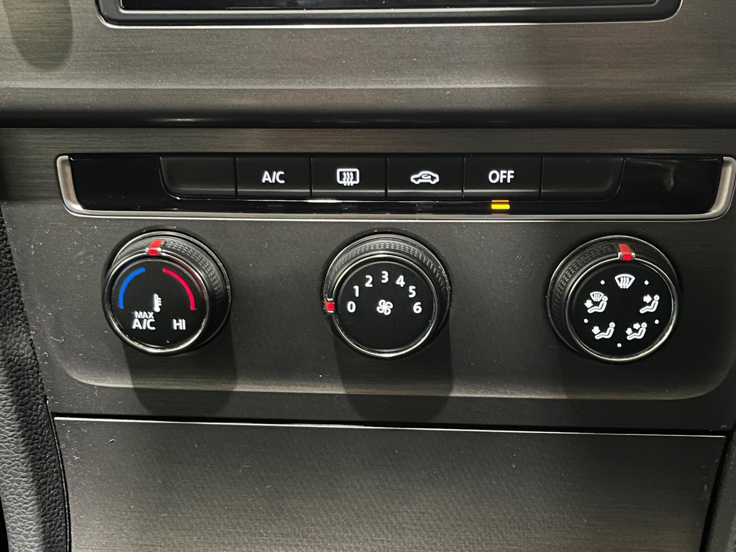 Used Volkswagen Golf 2013 for sale - 76512769: Photo 24