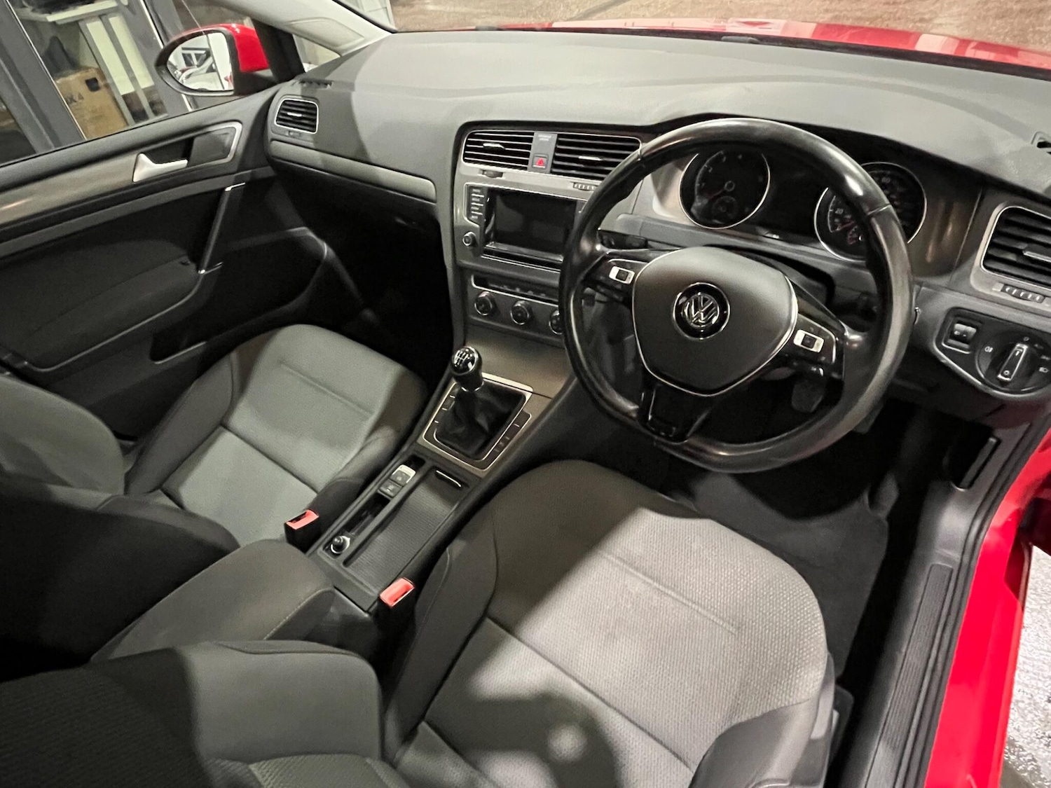 Used Volkswagen Golf 2013 for sale - 76512769: Photo 3