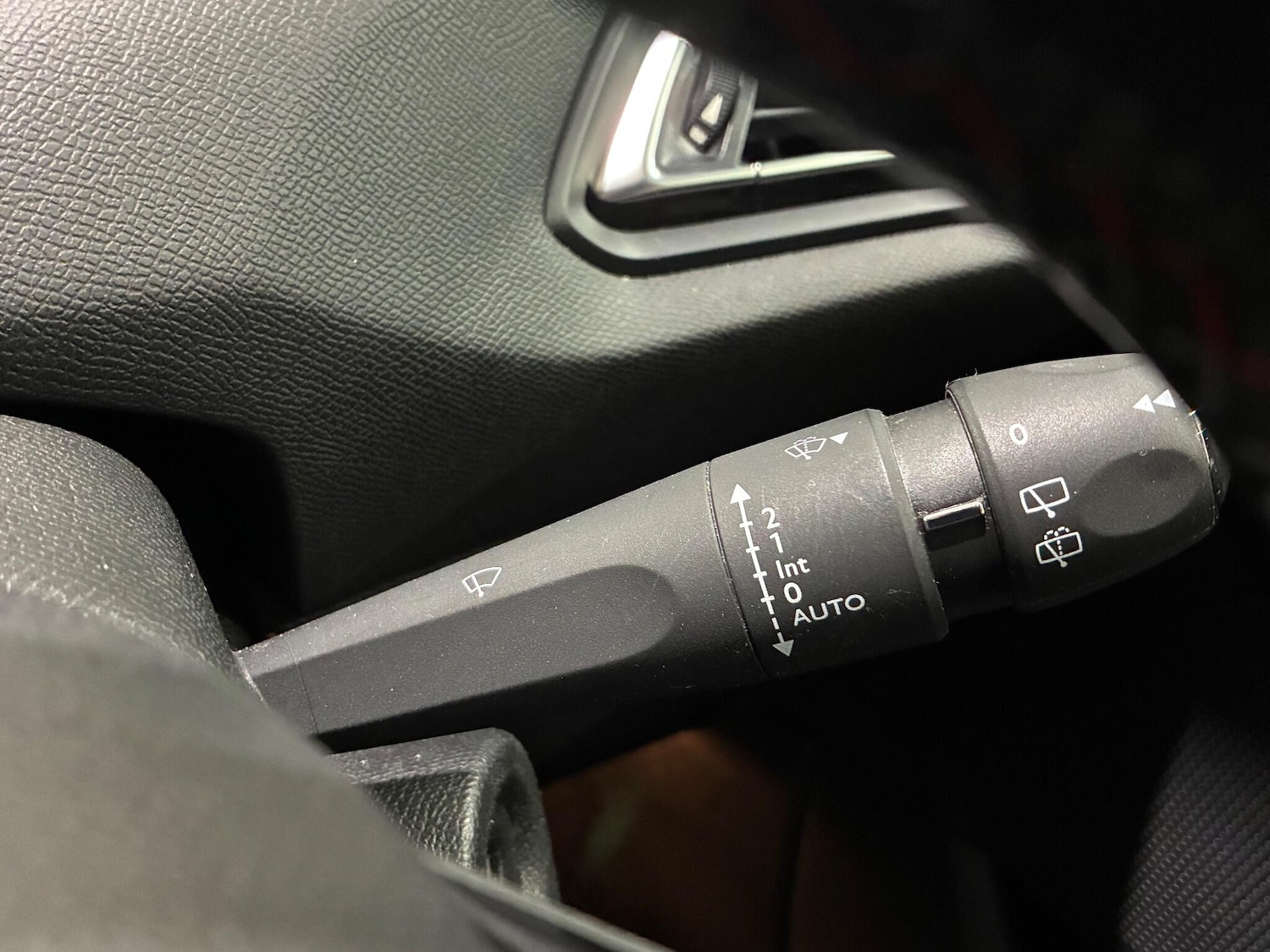 Used Peugeot 308 2017 for sale - 76456929: Photo 31