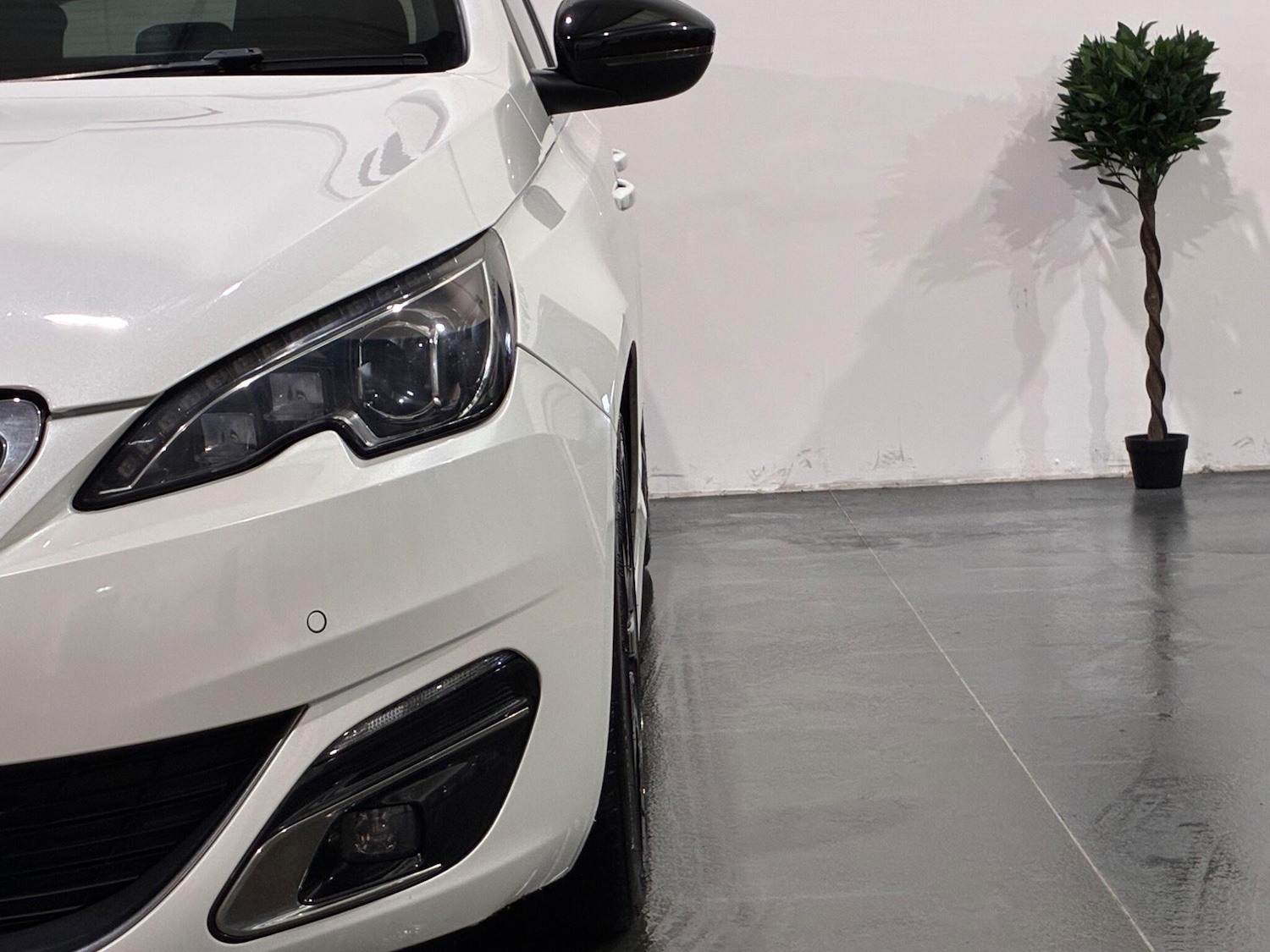 Used Peugeot 308 2017 for sale - 76456929: Photo 55