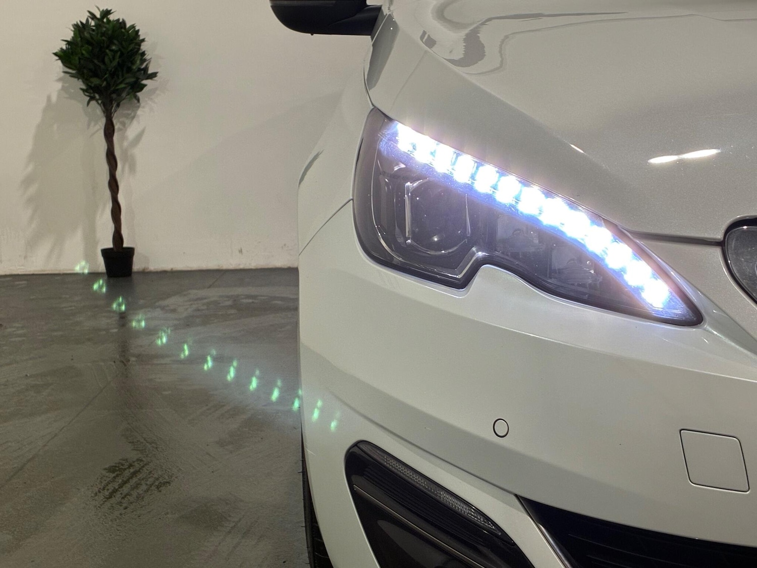 Used Peugeot 308 2017 for sale - 76456929: Photo 57