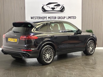 Used Porsche Cayenne 2017 for sale - 79237150: Photo