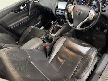 Used Nissan Qashqai 2015 for sale - 76562335: Photo