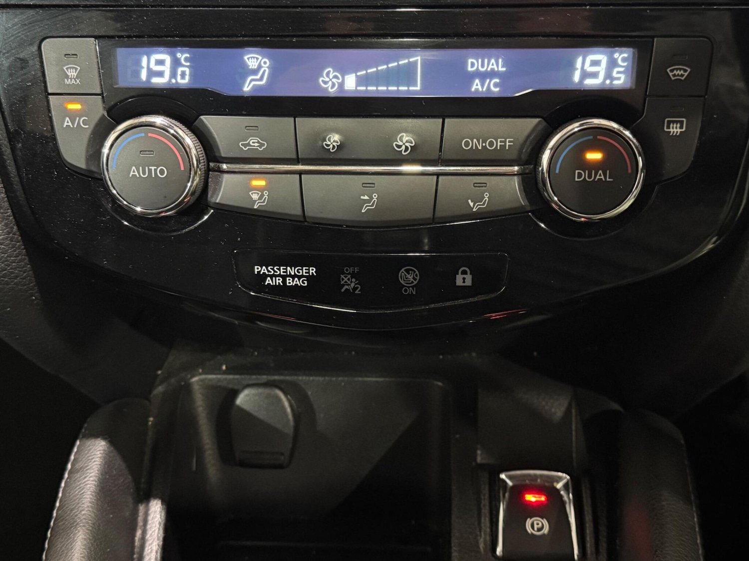 Used Nissan Qashqai 2015 for sale - 76562335: Photo 52