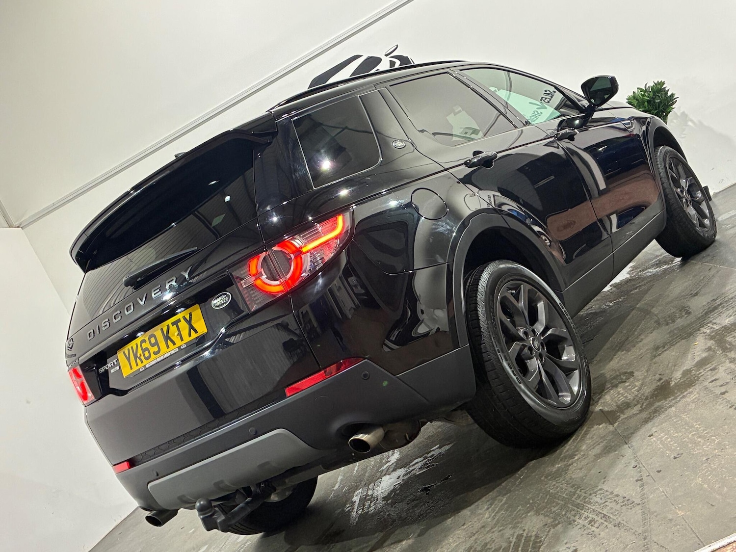 Used Land Rover Discovery Sport 2019 for sale - 76585091: Photo 25