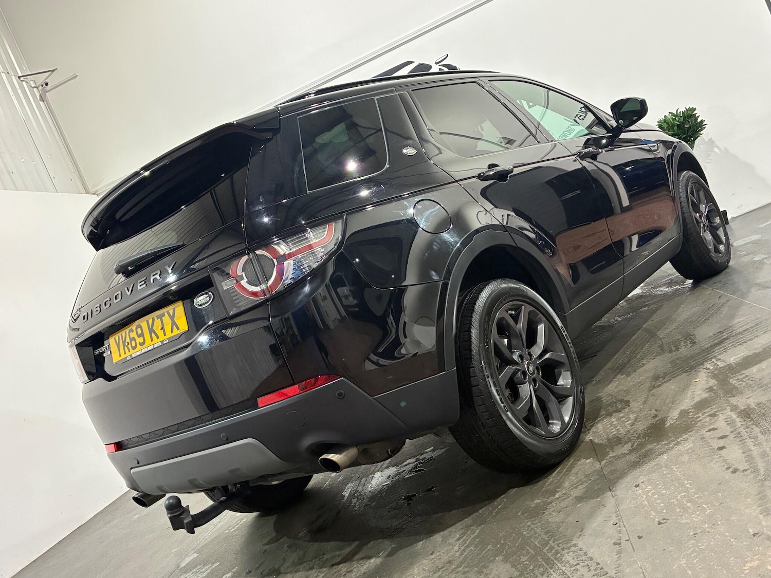 Used Land Rover Discovery Sport 2019 for sale - 76585091: Photo 26