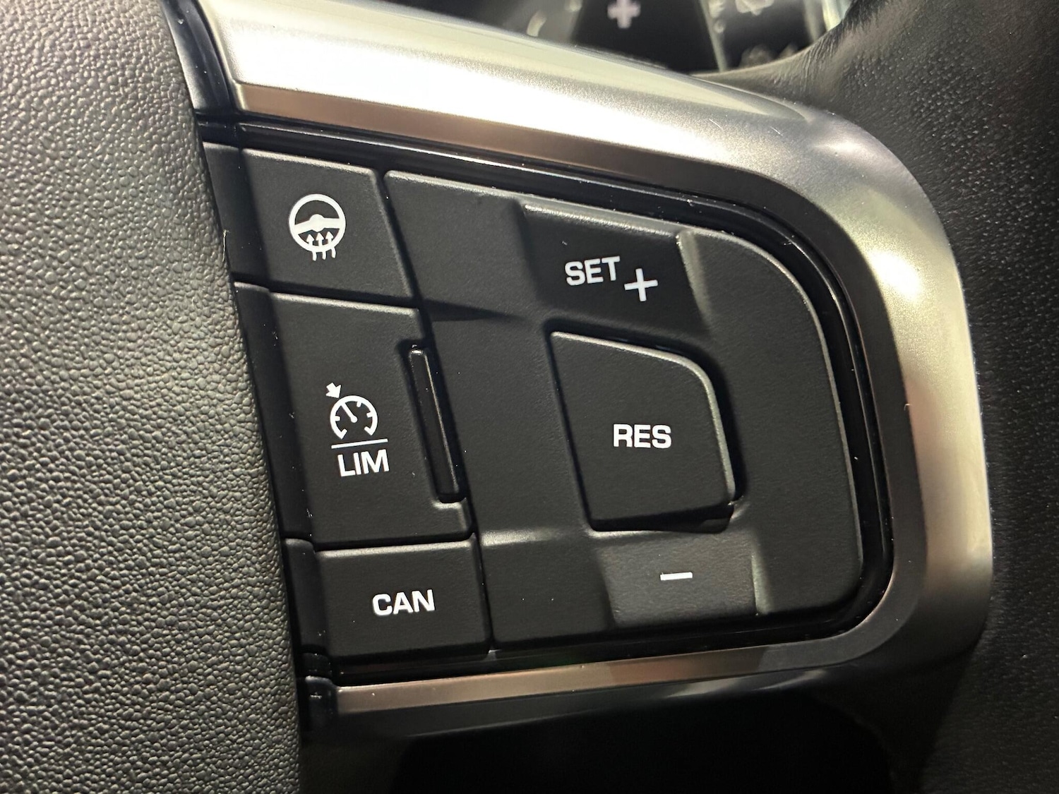 Used Land Rover Discovery Sport 2019 for sale - 76585091: Photo 38