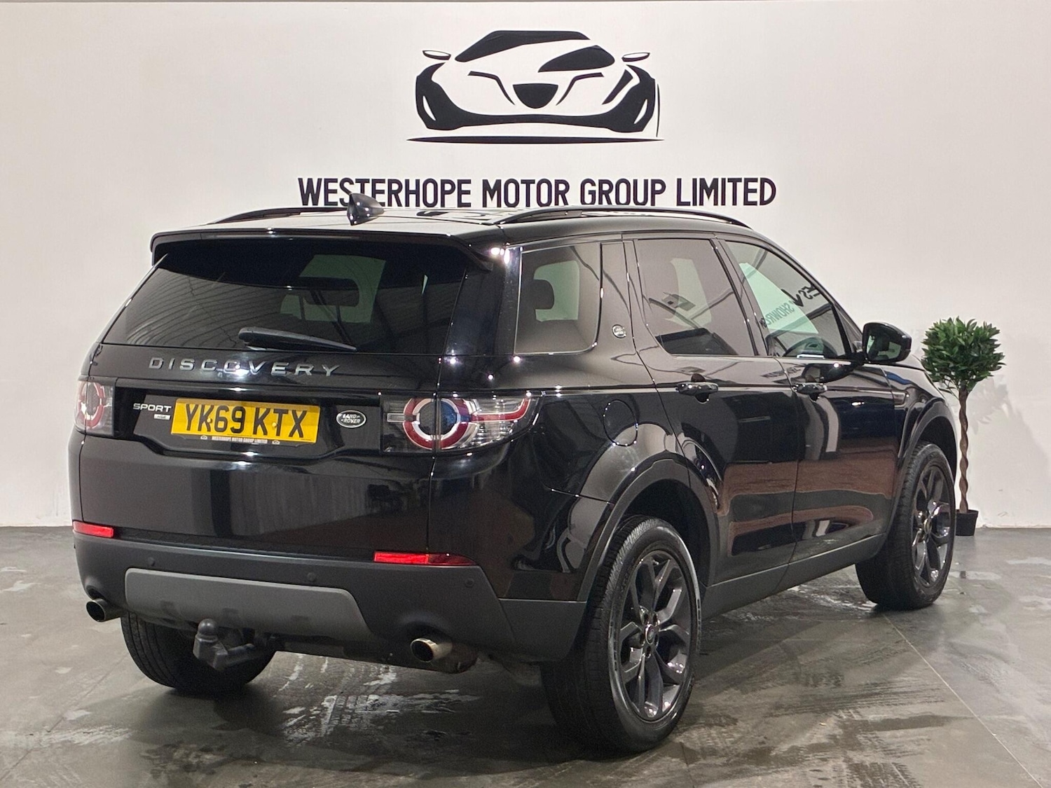 Used Land Rover Discovery Sport 2019 for sale - 76585091: Photo 4