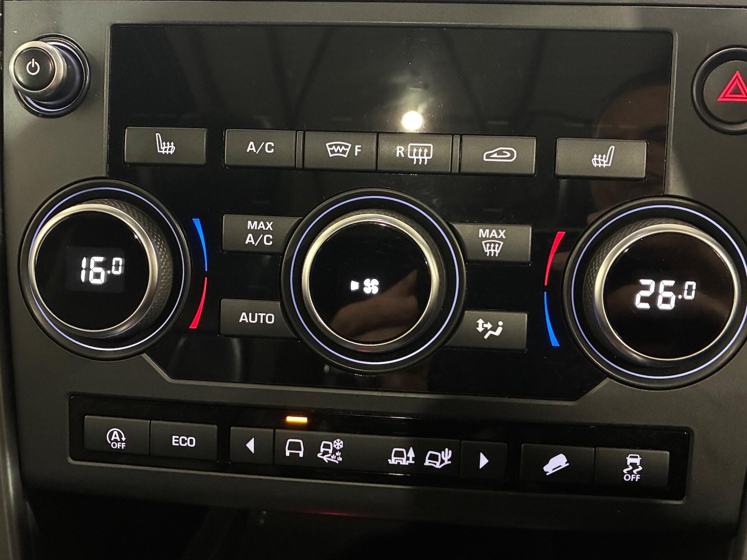 Used Land Rover Discovery Sport 2019 for sale - 76585091: Photo 45