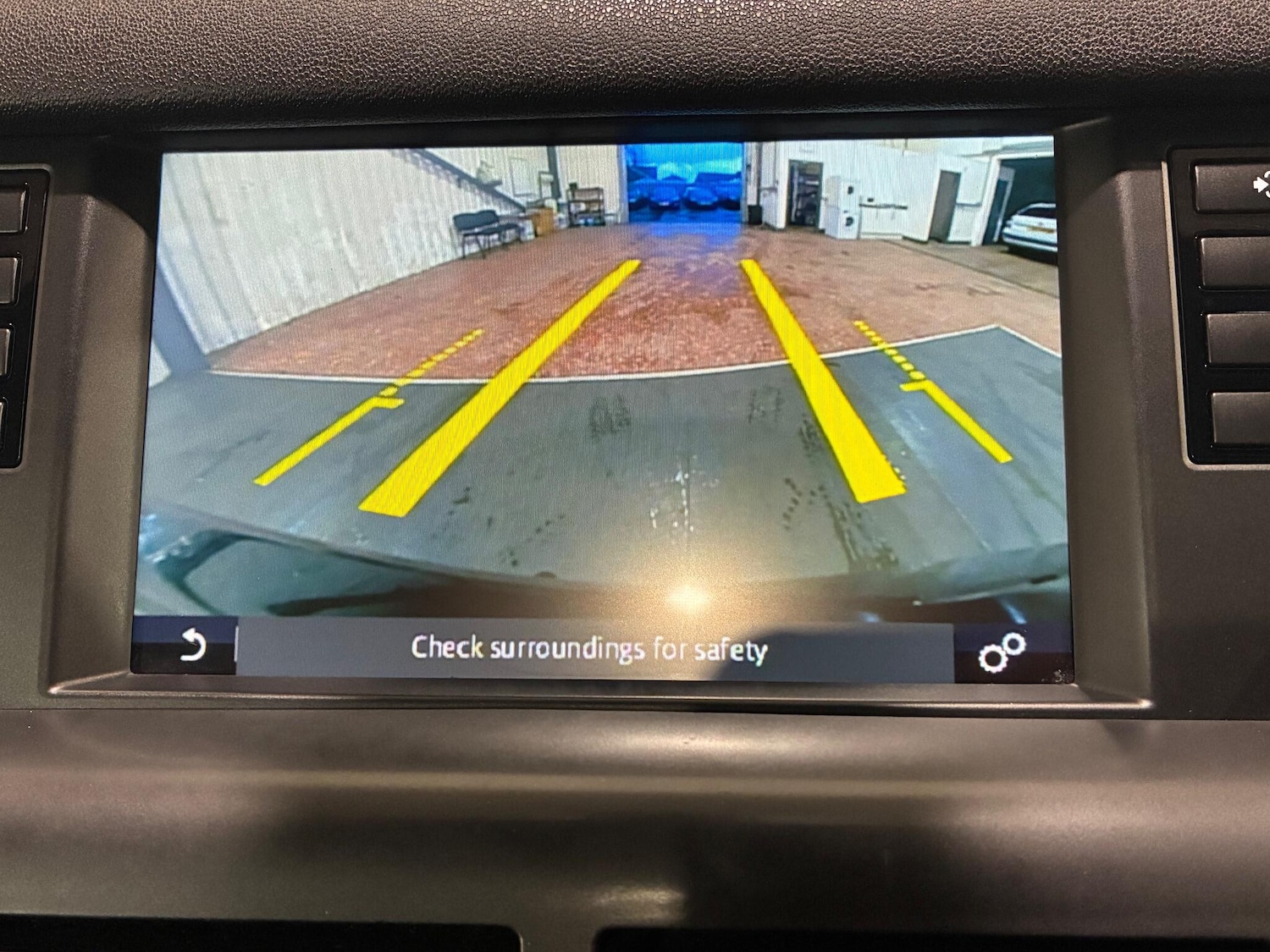 Used Land Rover Discovery Sport 2019 for sale - 76585091: Photo 47