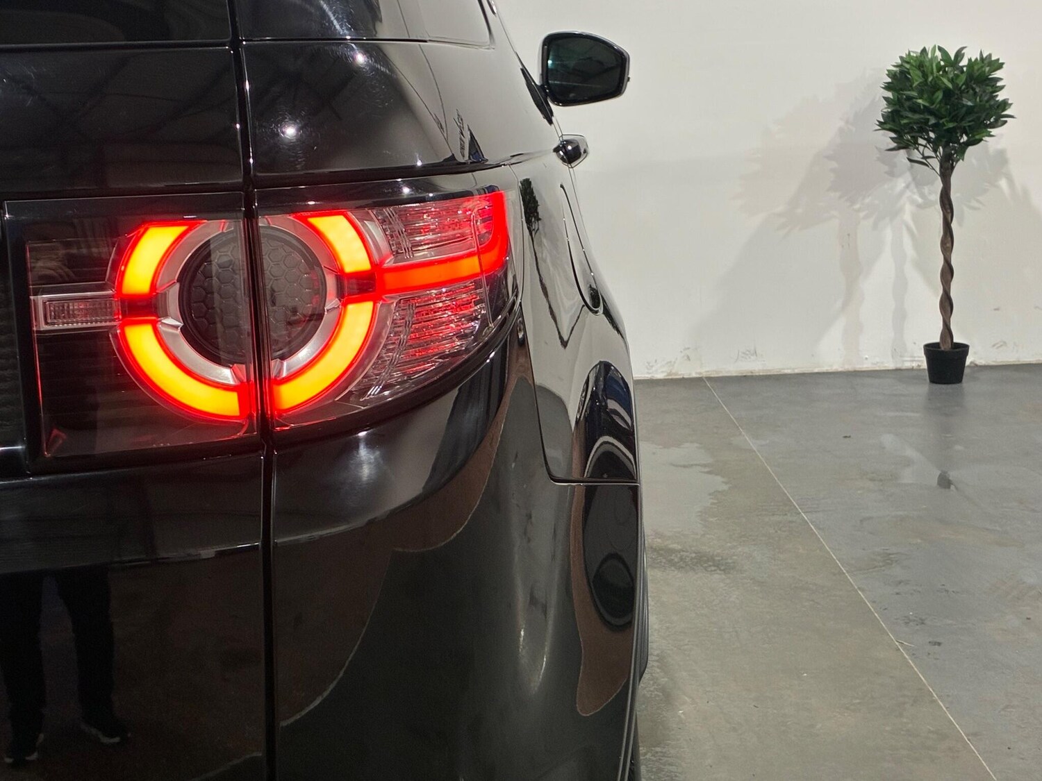 Used Land Rover Discovery Sport 2019 for sale - 76585091: Photo 53