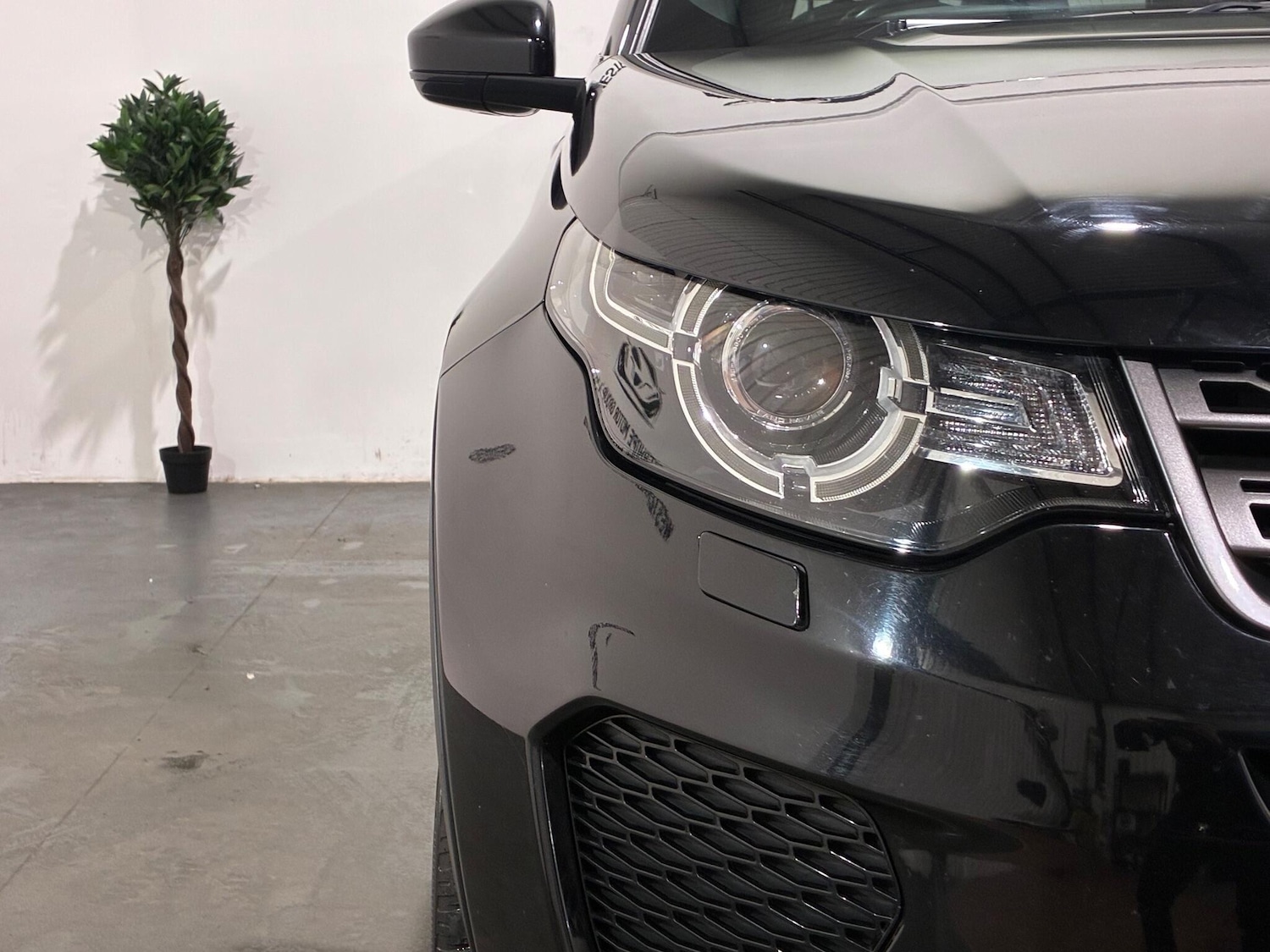 Used Land Rover Discovery Sport 2019 for sale - 76585091: Photo 58