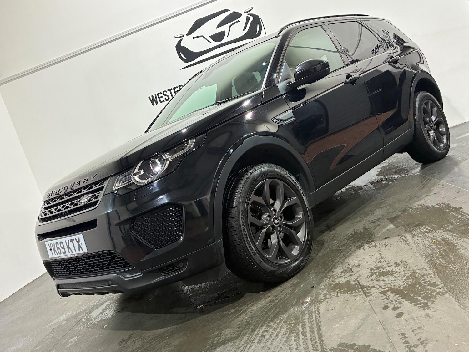 Used Land Rover Discovery Sport 2019 for sale - 76585091: Photo 9