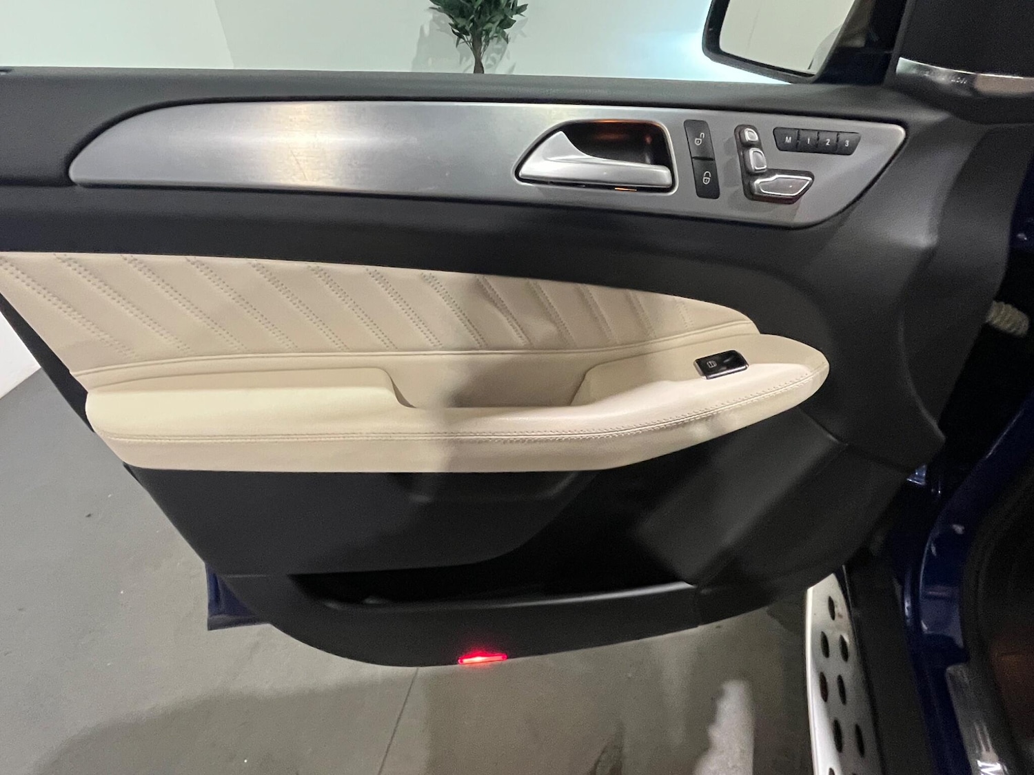 Used Mercedes-Benz GLE 2017 for sale - 76512164: Photo 42