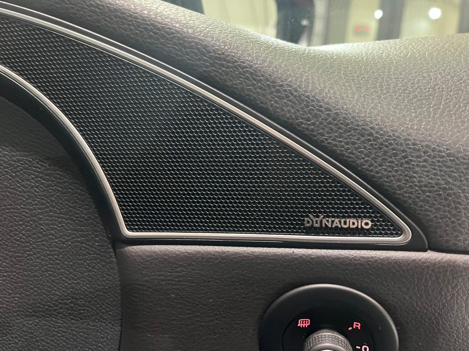 Used Volkswagen Scirocco 2014 for sale - 78019971: Photo 29