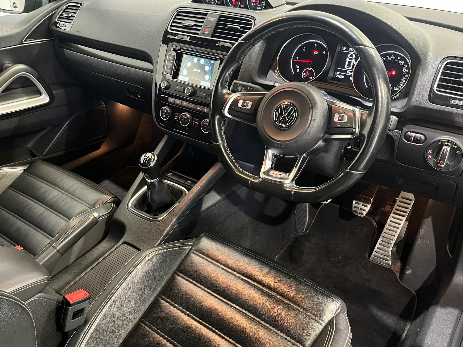 Used Volkswagen Scirocco 2014 for sale - 78019971: Photo 3