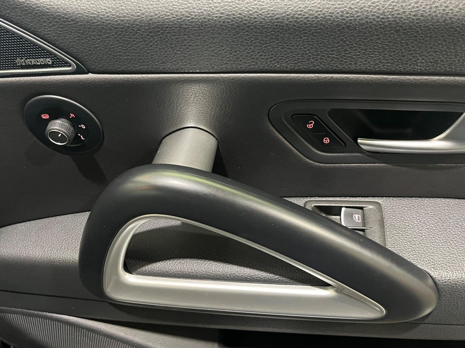 Used Volkswagen Scirocco 2014 for sale - 78019971: Photo 30