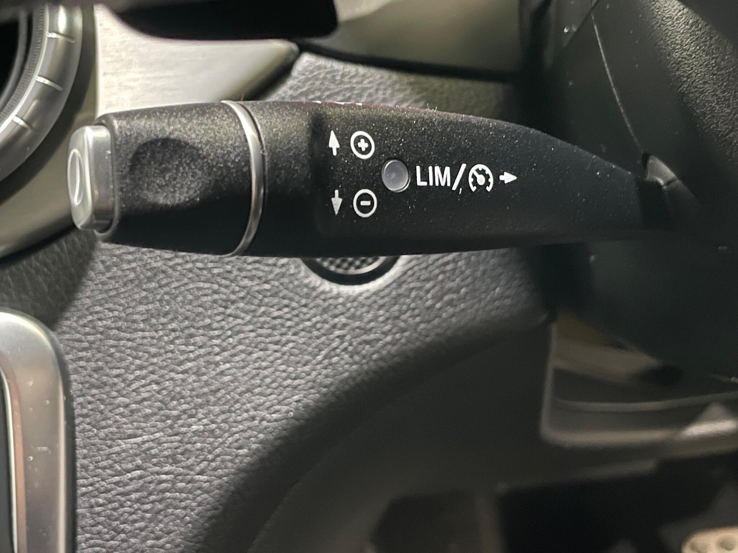 Used Mercedes-Benz CLA 2015 for sale - 77925780: Photo 30