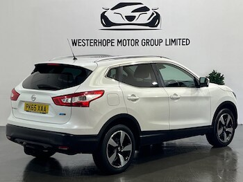 Used Nissan Qashqai 2015 for sale - 78127845: Photo