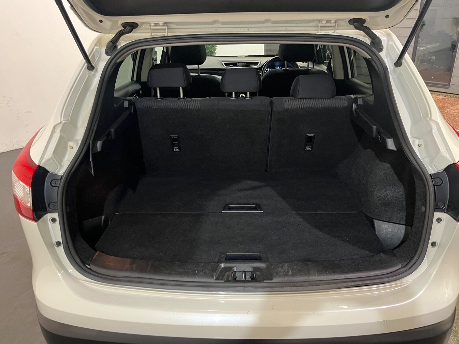 Used Nissan Qashqai for sale - 78127845: Photo 54