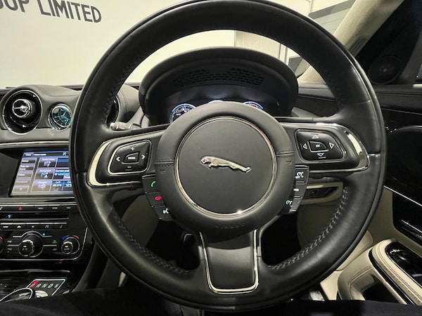 Used Jaguar XJ 2025 for sale - 76284107: Photo 49