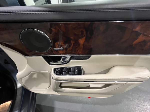 Used Jaguar XJ 2025 for sale - 76284107: Photo 53