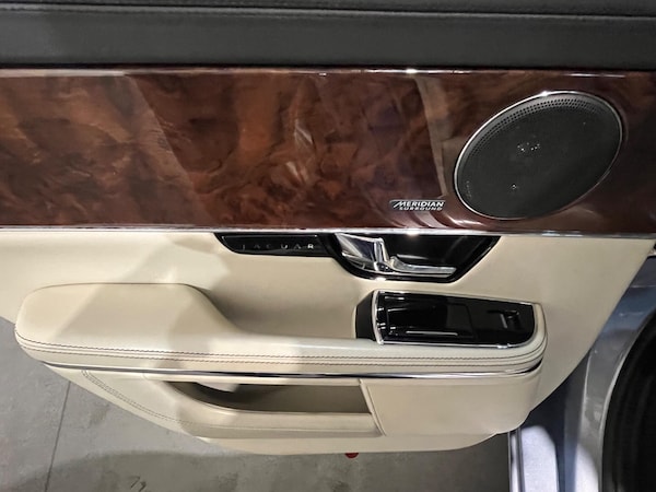 Used Jaguar XJ 2025 for sale - 76284107: Photo 63
