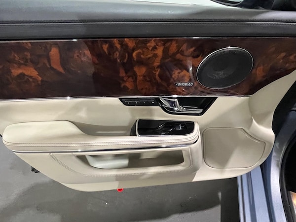 Used Jaguar XJ 2025 for sale - 76284107: Photo 65
