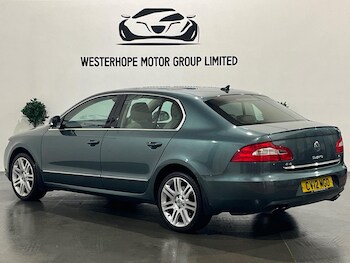 Used Skoda Superb 2012 for sale - 77469035: Photo