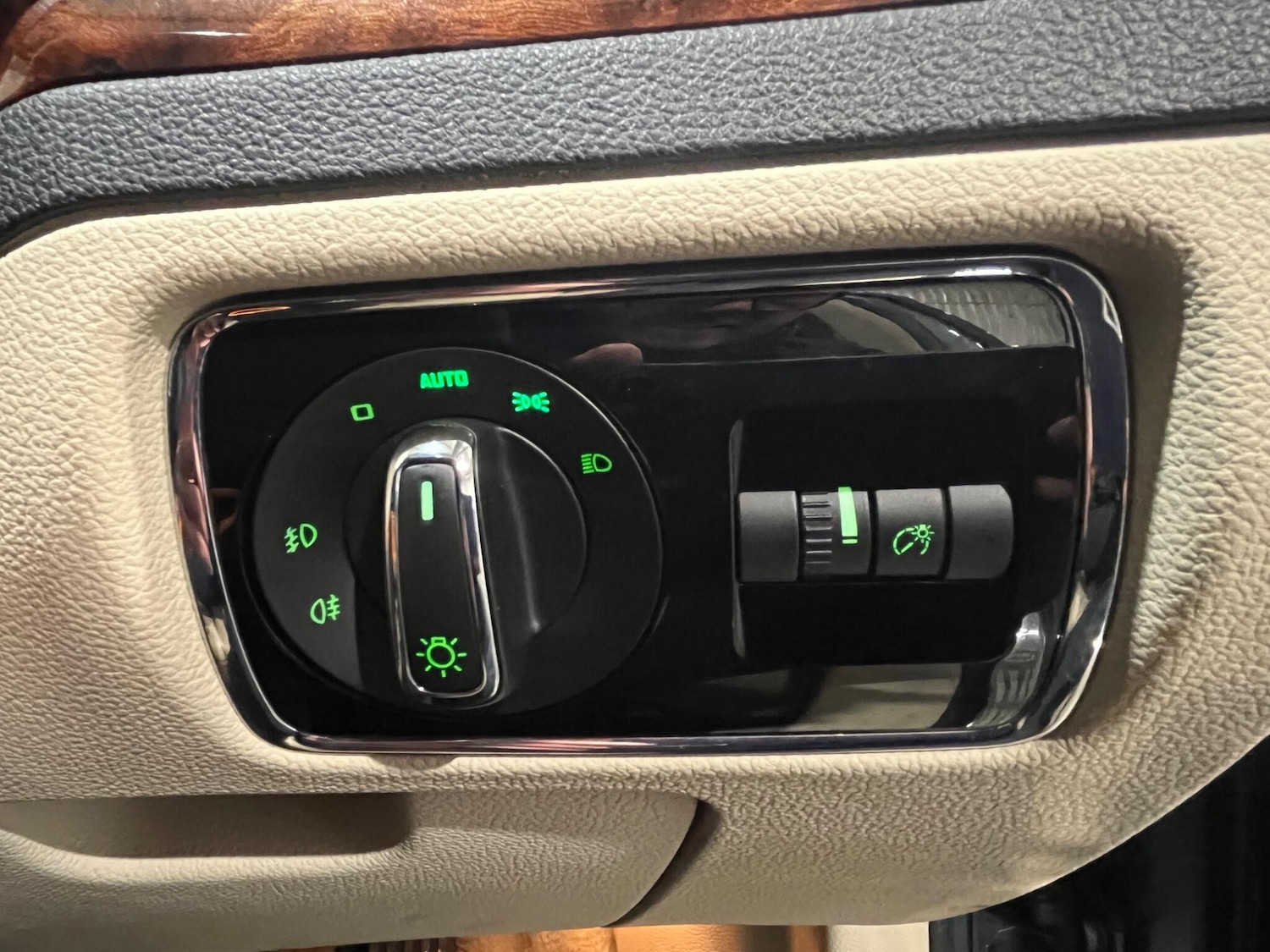 Used Skoda Superb 2012 for sale - 77469035: Photo 31