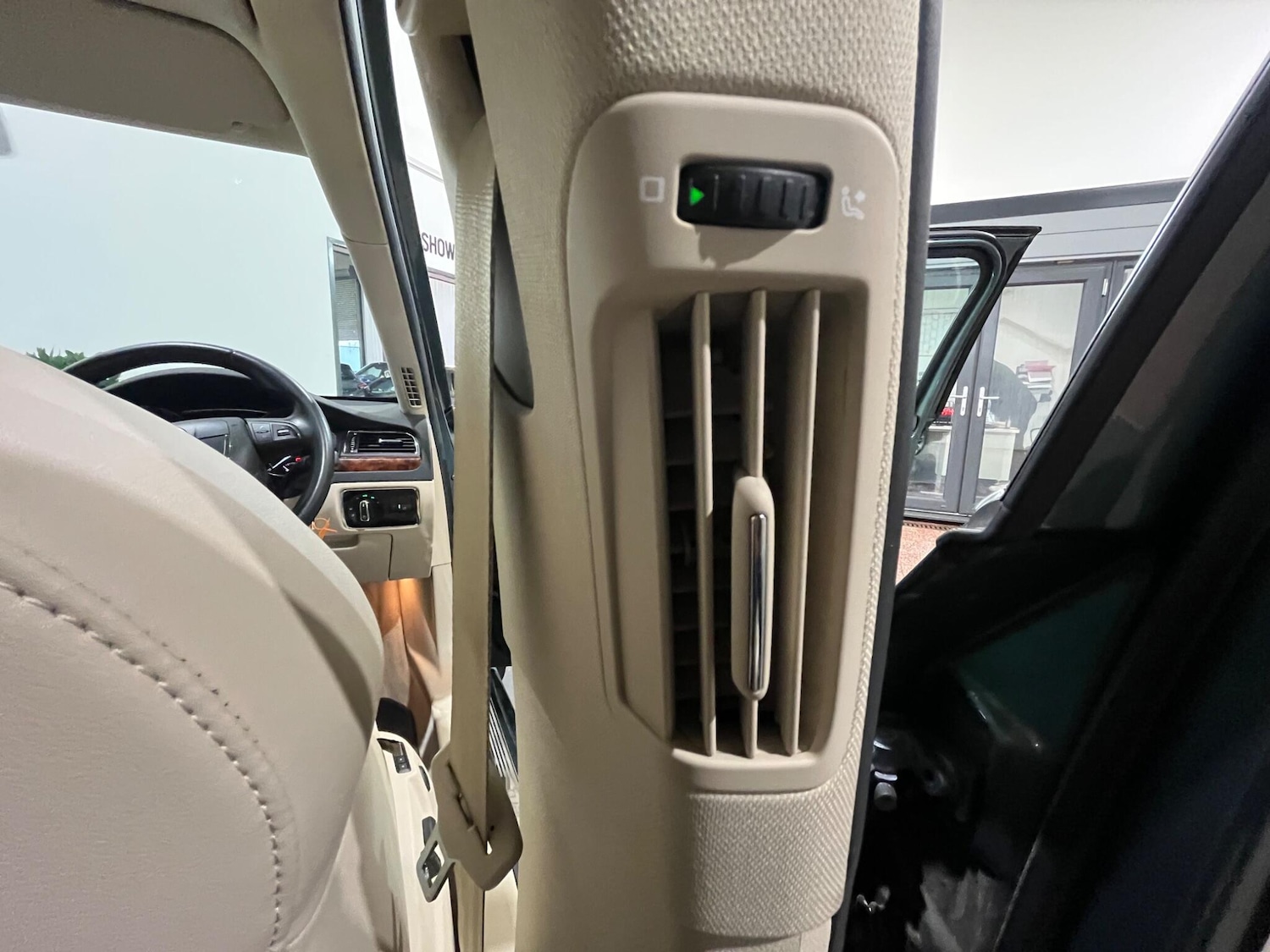 Used Skoda Superb 2012 for sale - 77469035: Photo 66