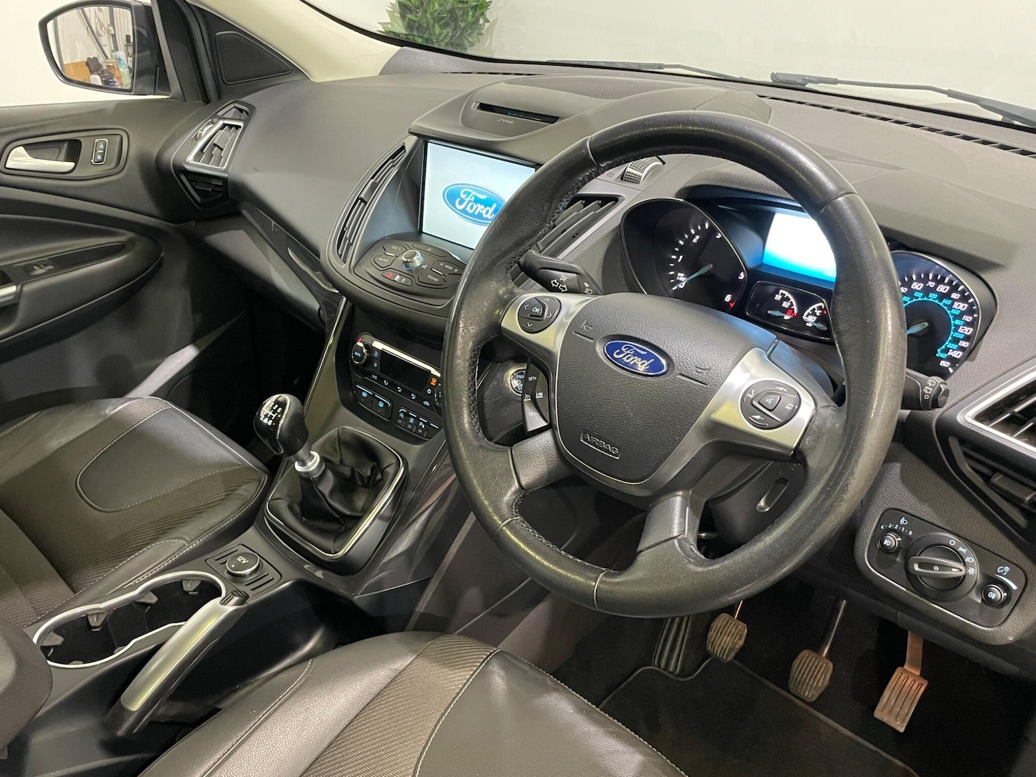 Used Ford Kuga 2016 for sale - 78147996: Photo 3