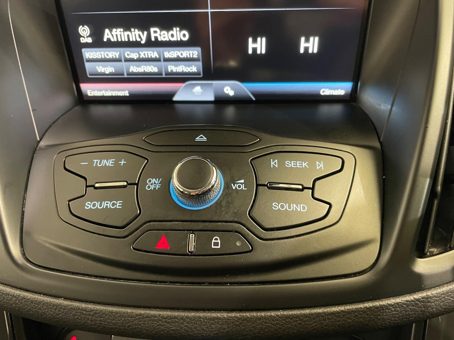 Used Ford Kuga 2016 for sale - 78147996: Photo 31