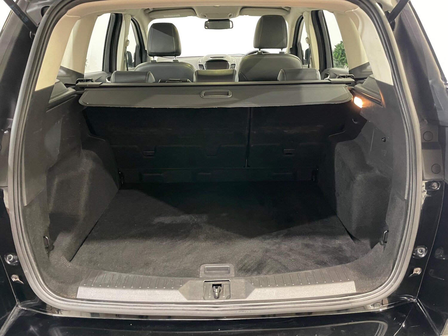 Used Ford Kuga 2016 for sale - 78147996: Photo 44