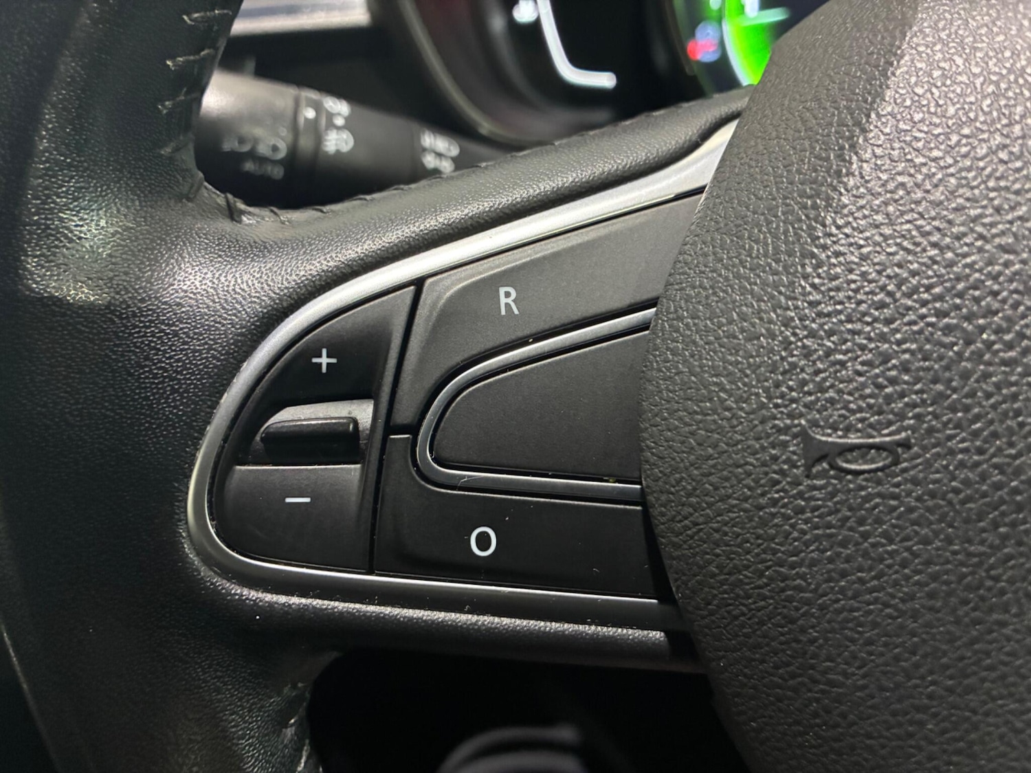 Used Renault Kadjar for sale - 77412282: Photo 33