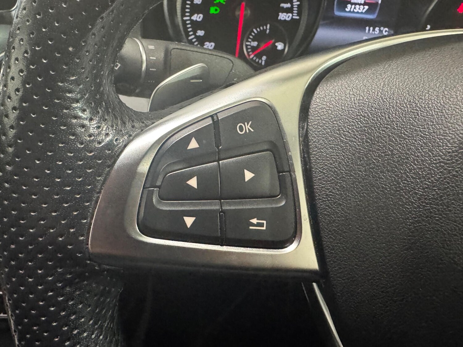 Used Mercedes-Benz CLA 2018 for sale - 76765668: Photo 41