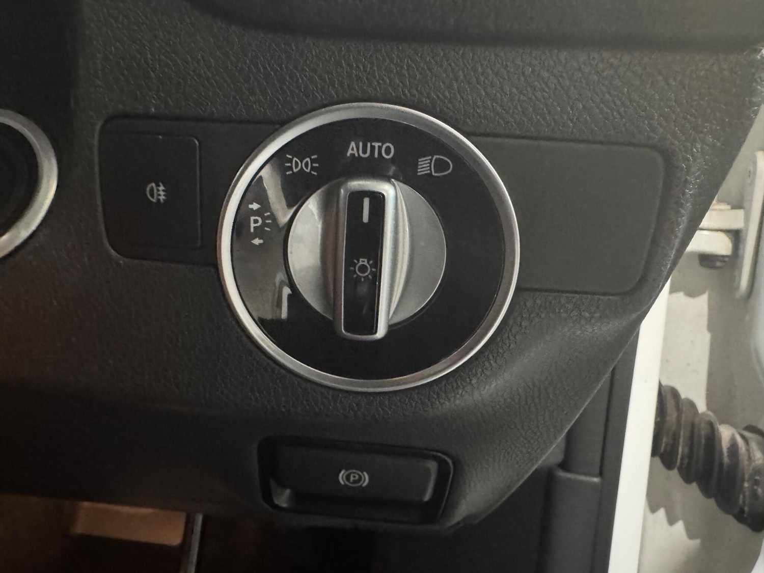 Used Mercedes-Benz CLA 2018 for sale - 76765668: Photo 50