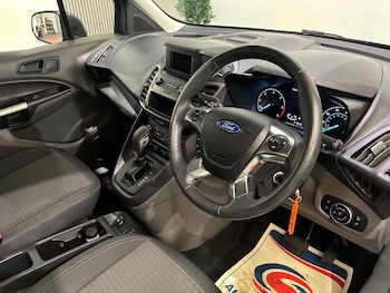 Used Ford Grand Tourneo Connect 2020 for sale - 78822329: Photo