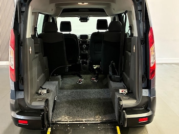 Used Ford Grand Tourneo Connect 2020 for sale - 78822329: Photo