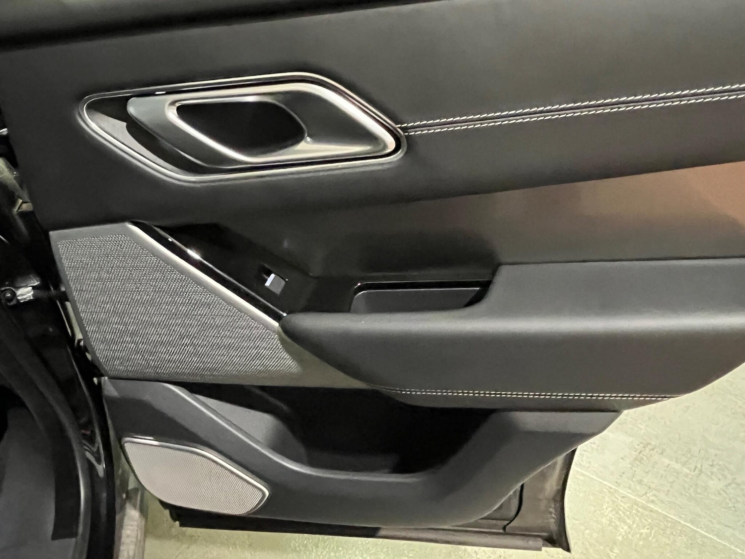 Used Land Rover Range Rover Velar for sale - 76432810: Photo 37