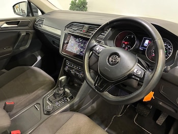 Used Volkswagen Tiguan Allspace 2018 for sale - 78429796: Photo