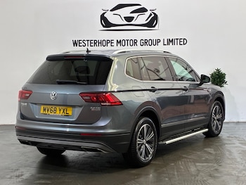 Used Volkswagen Tiguan Allspace 2018 for sale - 78429796: Photo