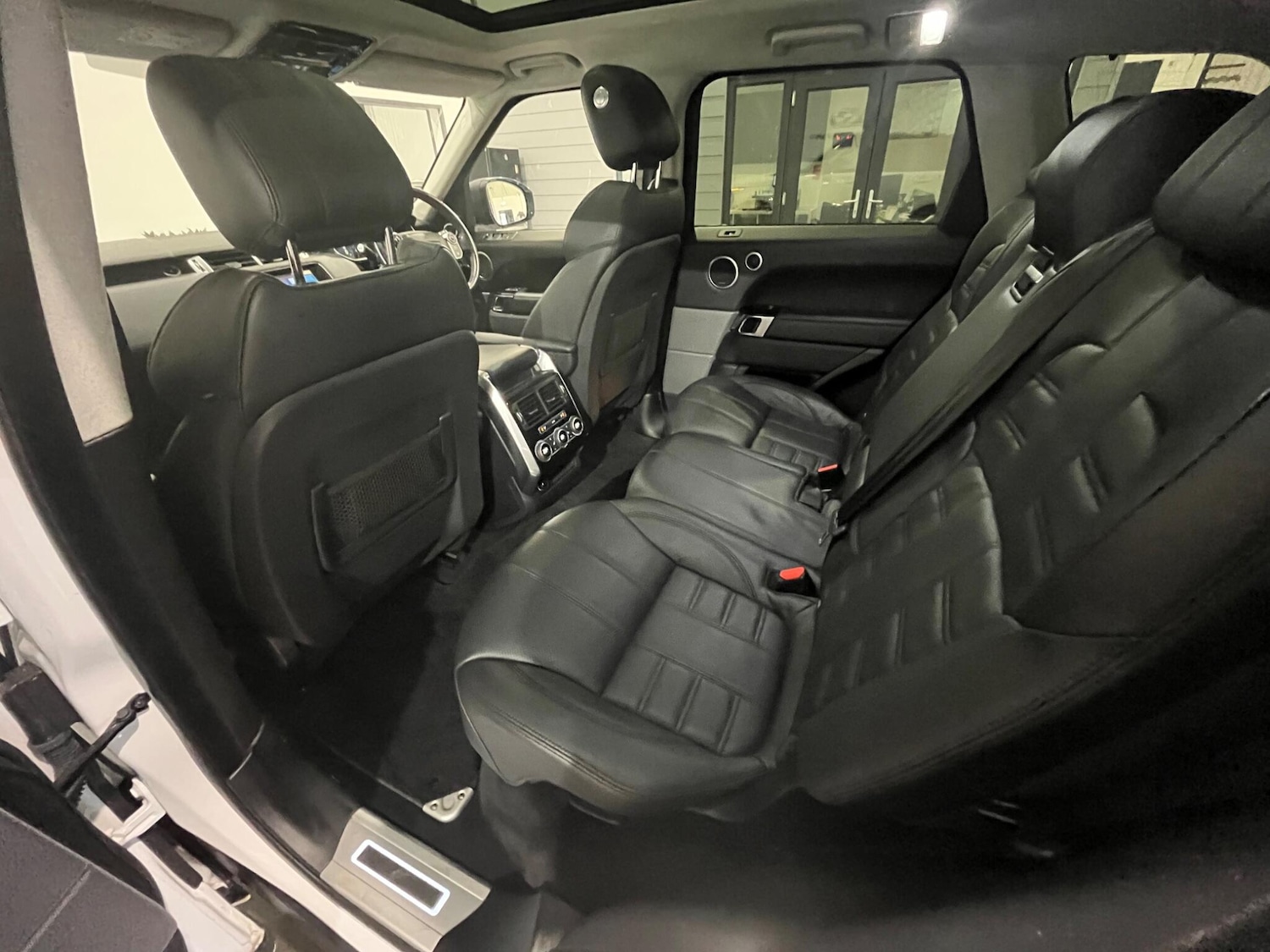 Used Land Rover Range Rover Sport 2017 for sale - 76997781: Photo 50