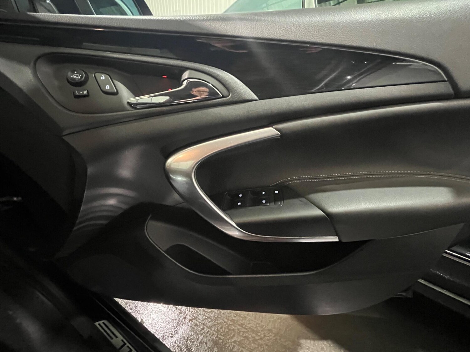 Used Vauxhall Insignia 2015 for sale - 77468723: Photo 33