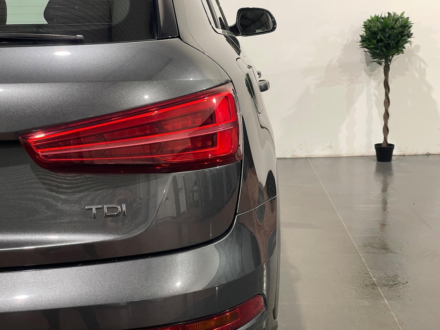 Used Audi Q3 2016 for sale - 77646137: Photo 19