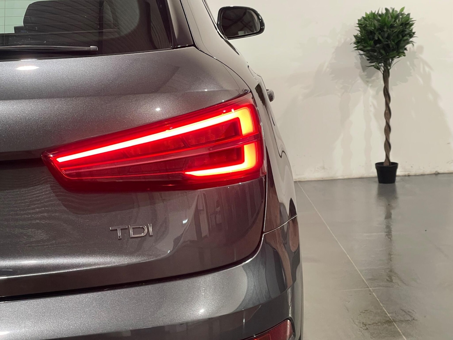 Used Audi Q3 2016 for sale - 77646137: Photo 21